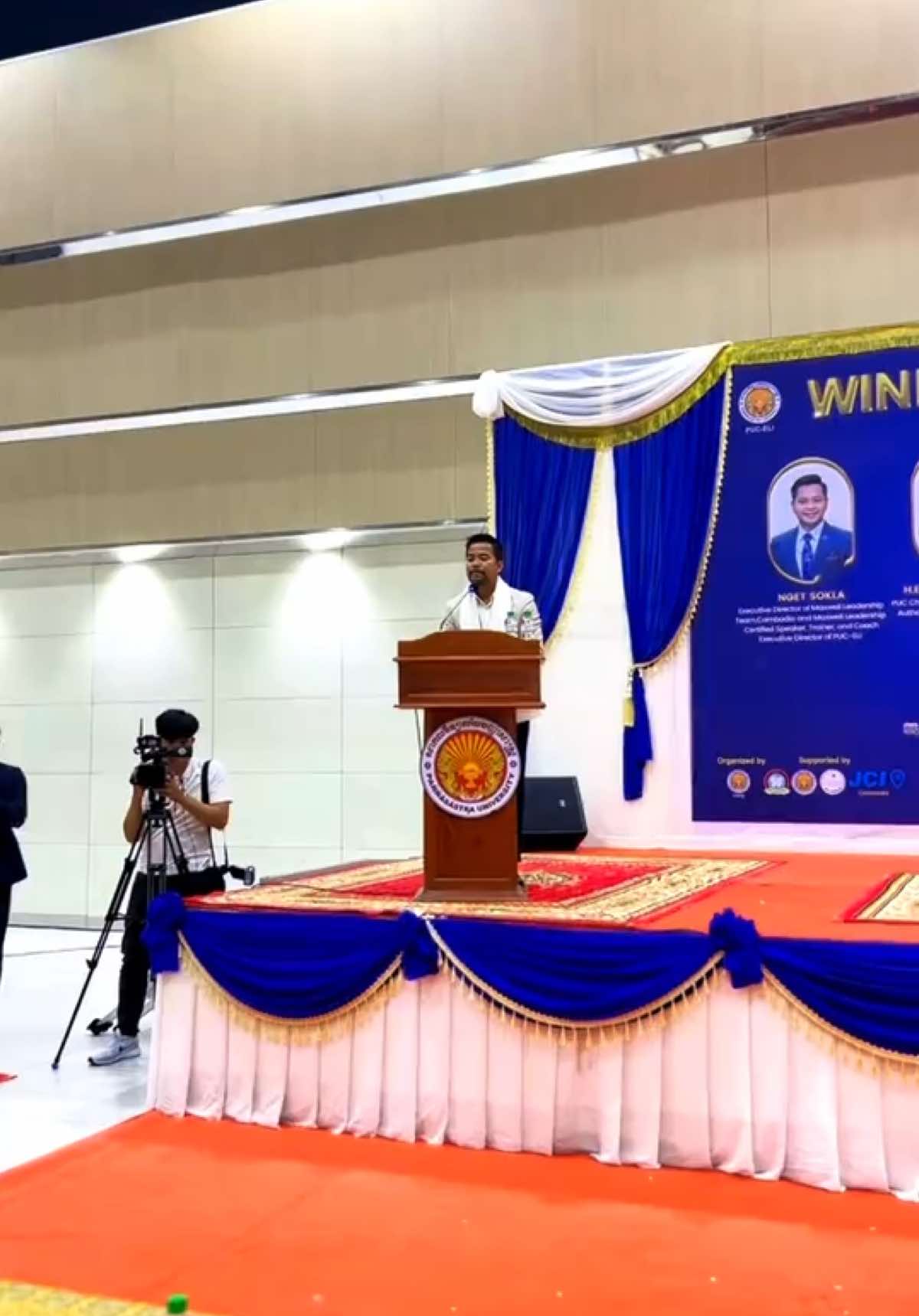 កម្មវិធី “Winning University Life 2025” វិធីសាស្ត្រក្នុងការរៀបចំផែនការជីវិត ប្រើប្រាស់ជីវិត និងដឹកនាំជីវិត នៅថ្នាក់ឧត្តមសិក្សាឲ្យបានត្រឹមត្រូវ ថ្ងៃសៅរ៍ ទី២៥ ខែមករា ឆ្នាំ២០២៥ ទីតាំងកម្មវិធី: AEON Mall Phnom Penh ( សាលជាន់ទី២)