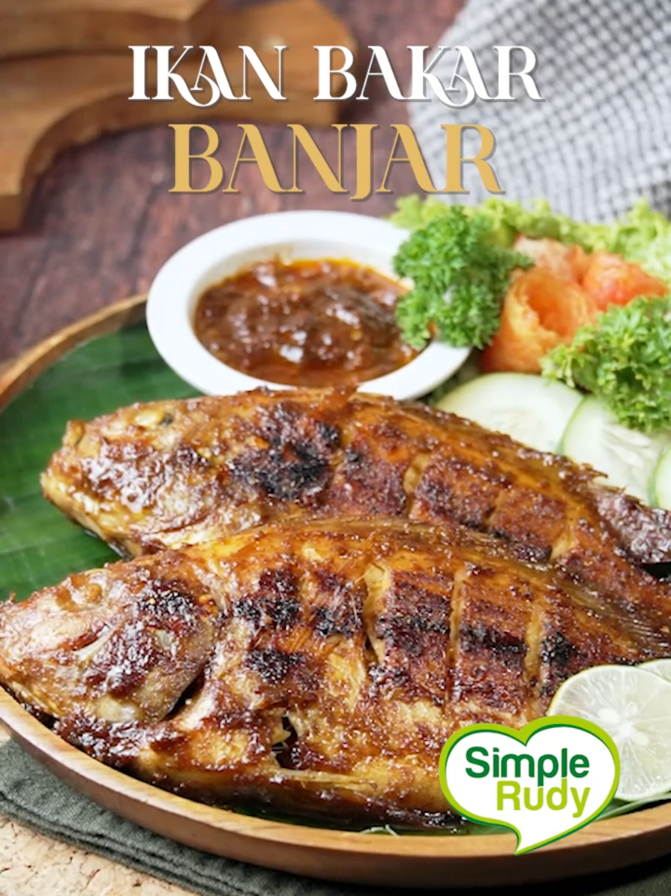 [RESEPNYA ADA DIAKHIR VIDEO YA GAES] Ikan bakar yang seru meski minim bumbu, resep Ikan Bakar Banjar buatnya dijamin simple dan auto bikin keluarga happy dirumah.😍 #simplerudy #resepsimple #ikanbakar #ikanbakarbanjar #idemasakan #kulinerbanjar 