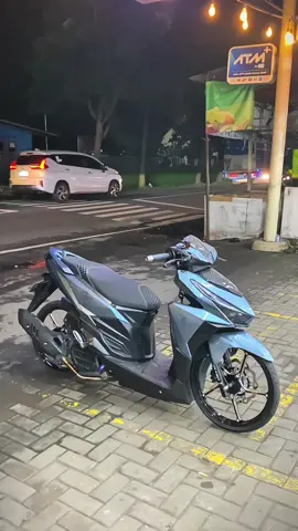 bayangin aja dulu🤤 #vario #fyp #vario125 #variomodifikasi #ledold #ring17style #kingzreyy 
