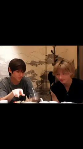 Eunseok and anton teased each other and then laughed belatedly because Anton was cute🙊💞#antonlee #eunseok #kpop #fyp #fypgakni 