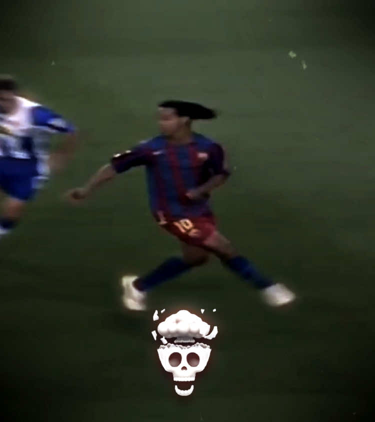 El bruxo 🪄☠️ #ronaldinho #barcelona #football