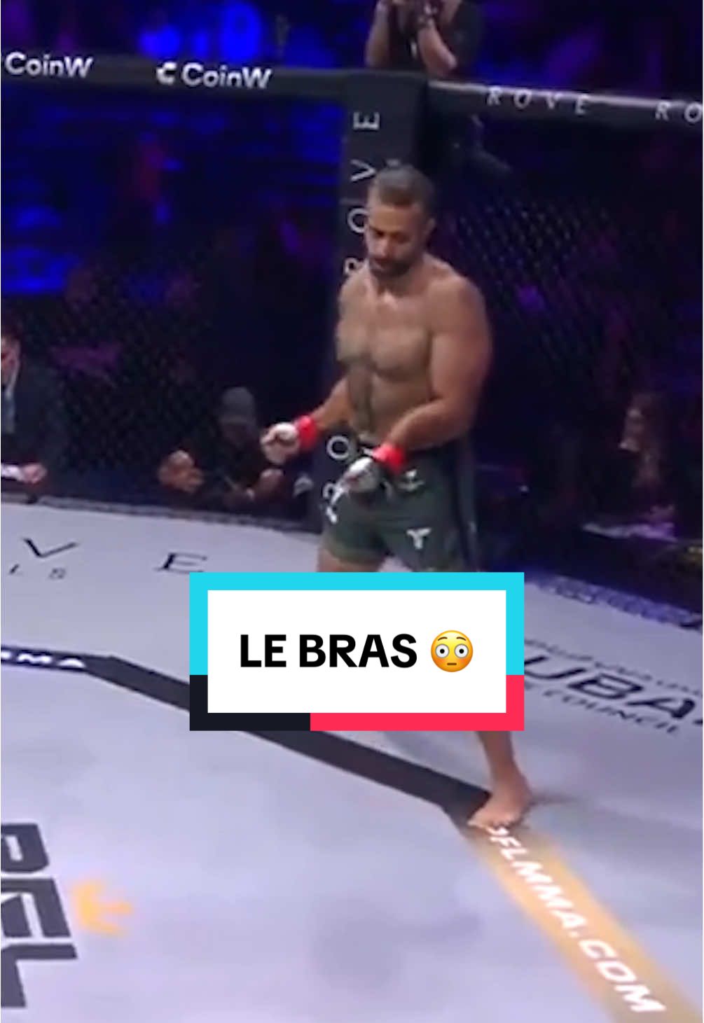 Le kick lui a cassé le bras 🤒 #RoadToDubai #pfl #sportstiktok #pourtoi #mma