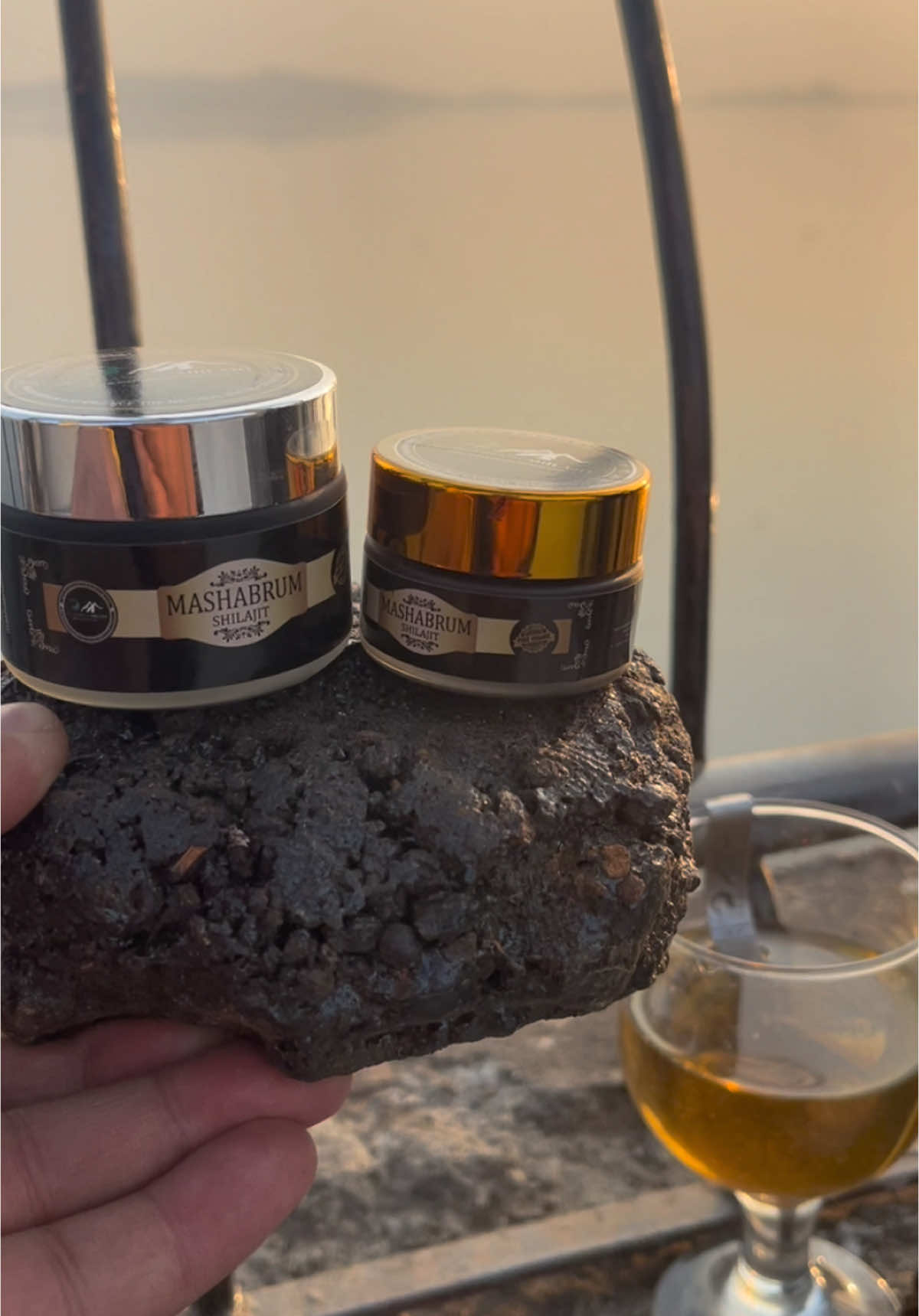 Mashabrum Shilajit ❤️🏔️ #foryou #fyp #foryoupage #fypツ #mashabrumshilajit #salajeet #shilajitbenefits #harbal #trending 