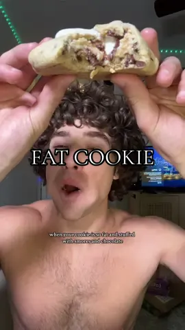 These are giant and the serving size is only HALF- but that’s okay just split it with someone and pop it in the MICROWAVE BEFORE! 🍪 #tiktokshopjumpstartsale #mybigfatcookie #cookiesoftiktok #cookiewithacause #cookierun #cookiesoftiktok #cookietok #cookierecipe #tastetest #tastetester #tastetesting #taster #sweettooth #sweettreats #sweettreat #foodreview #foodreaction #foodreviews #foodreviewer #foodreels #foodreviewer #dessert #desserts #desserttiktok #dessertideas #desserttok #dessertsoftiktok #desserttable #dessertlover #mukbang #mukbangs #mukbangasmr #mukbangshow #foodreview #foodreaction #foodreviews #foodreactions #smores #smorescookies #smorescheck #smorescookie 