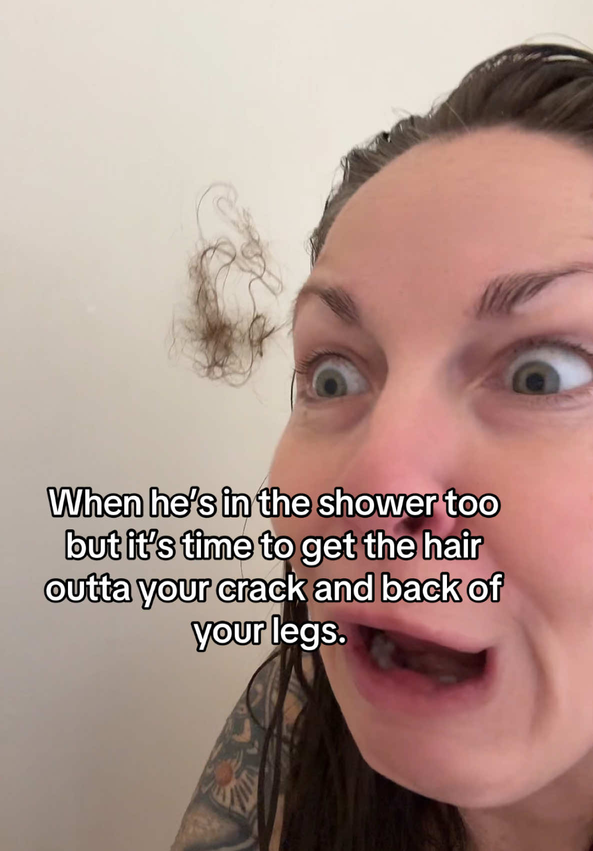 A little privacy here, plz #humor #marriedlife #marriagehumor #iykyk #showerart #wallart #hair #looktheotherway #dontlookatme #thegirlswhogetit #longhair #thickhair #thickhairproblems 