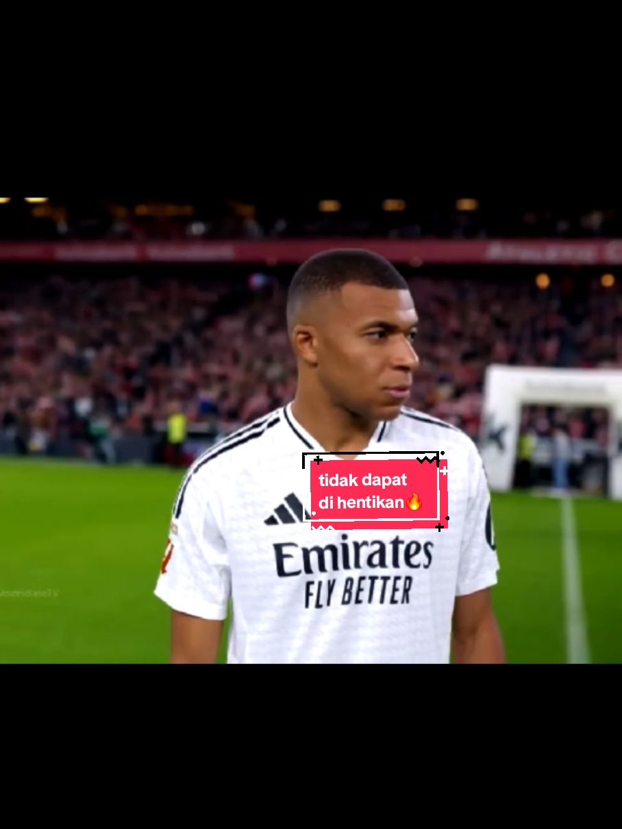 kylian mbappe is unstopbble 2025🔥🥶#mbappé #skil  #realmadrid #foryou  #fooballtiktok  #madridista #footbaledits #fyp 