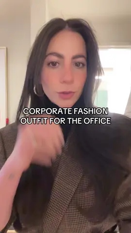 #fashionjobs #corporatefashion #fashionmarketing #fashionmarketingjob #interviewtips #fashionportfolio #fashionpodcast 