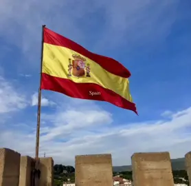 spain is my fav country.. #spain #spain🇪🇸 #spainaesthetic #spainvibes #barcelona #barcelonaaesthetic #madrid #sevilla #valencia #country  #mycountry #myfavcountry #nickyjam #hastaelamanecer #aesthetic #song #music 