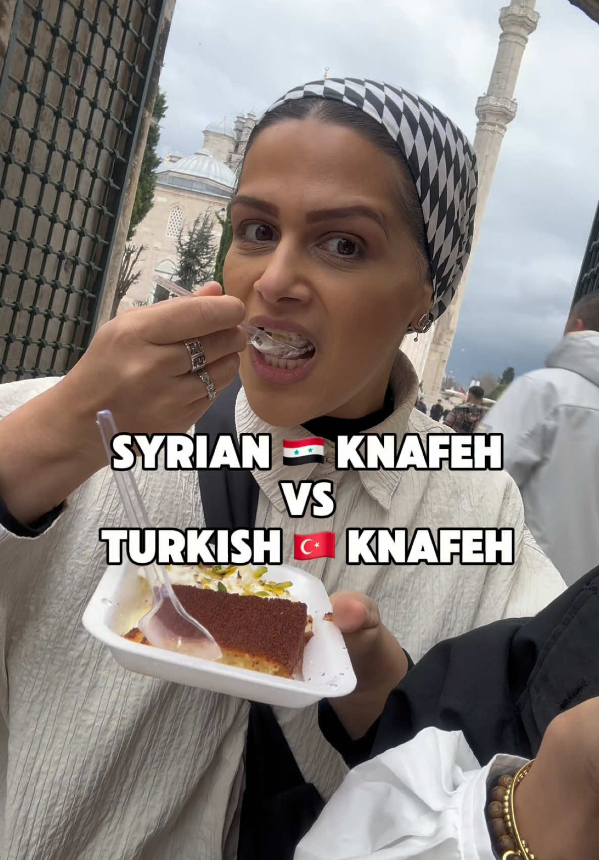 Syrian 🇸🇾 Knafeh VS Turkish 🇹🇷 Knafeh, what do you guys think? #istanbul #knafeh #traveltiktok 