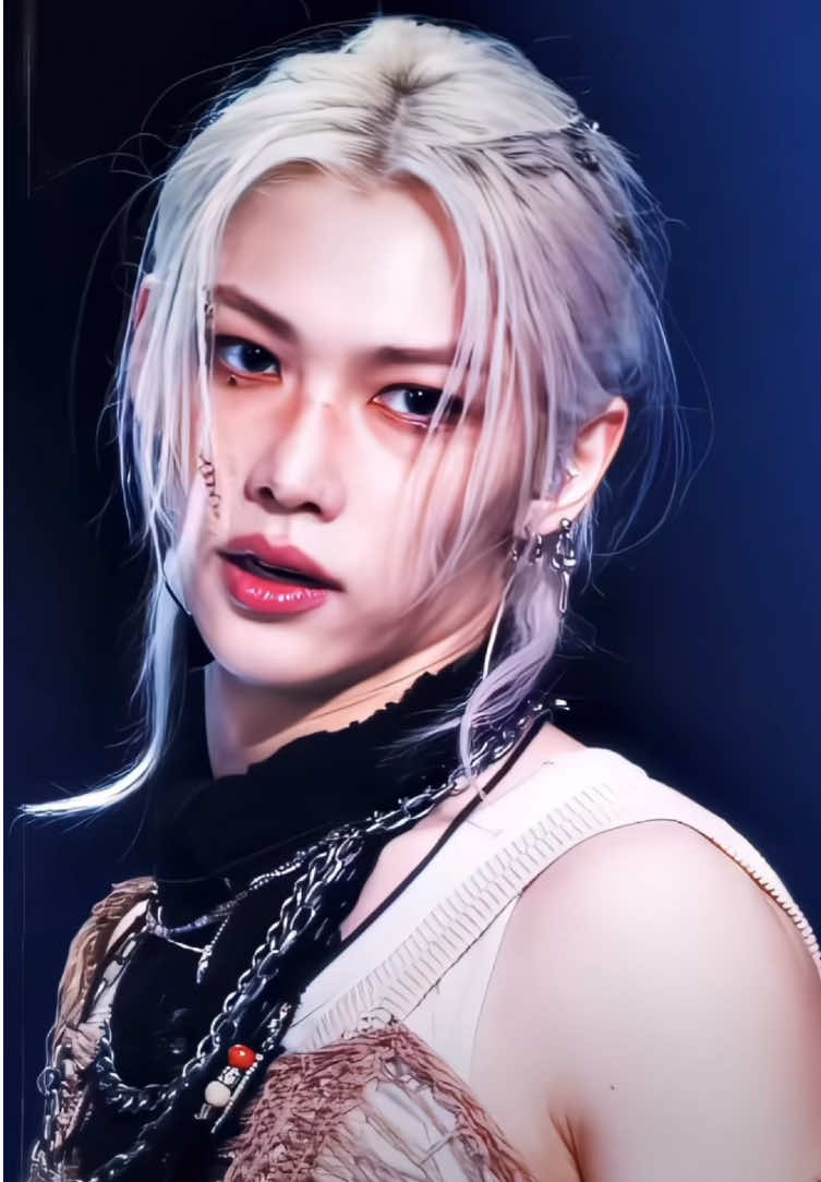 Felix edit rockstar #felix #rockstar #lisa #straykids #blackpink #yongbok #felixedit #skz #fyp #pourtoi #chkchkboom #ate 