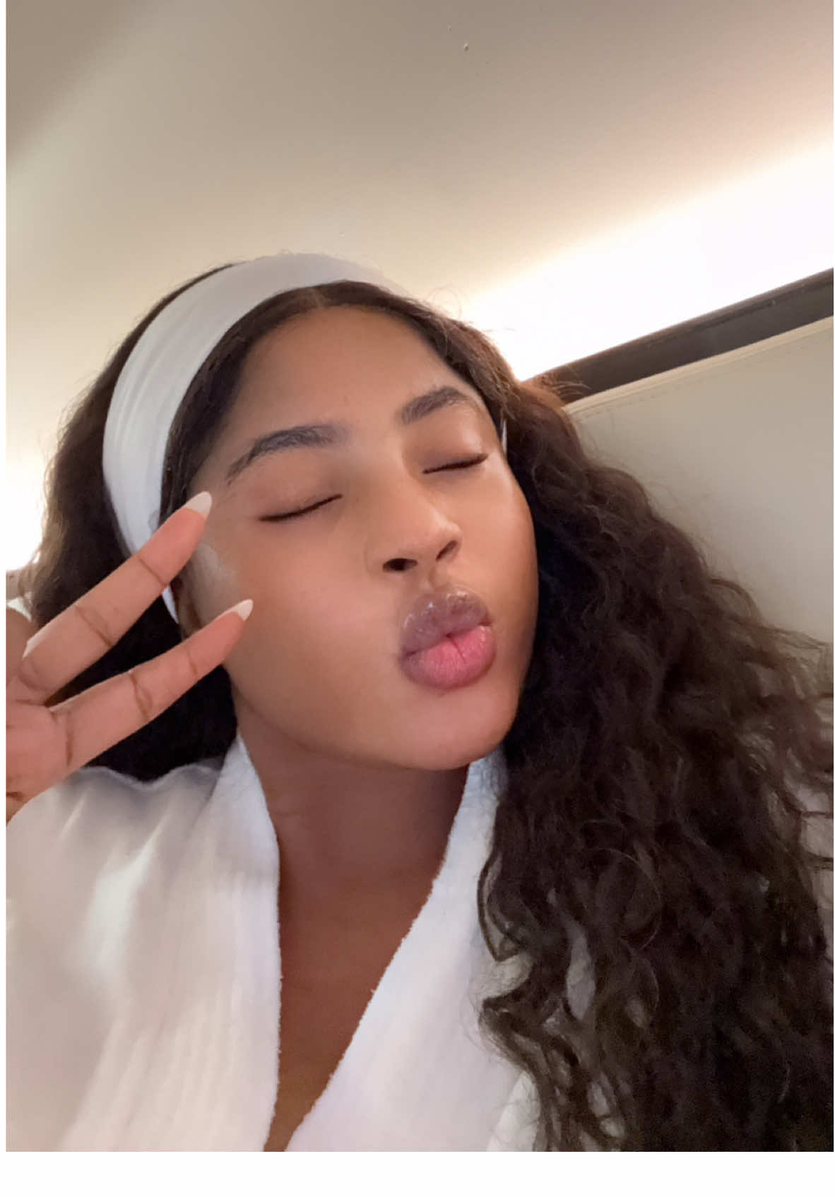 ASMR Nighttime Skincare Routine🫧🛀 First talking video while doing my skincare,I’m just happy and i hope you like it?🤭🫶🏽 Enjoyyyyy! #skincareroutine #nightroutine 