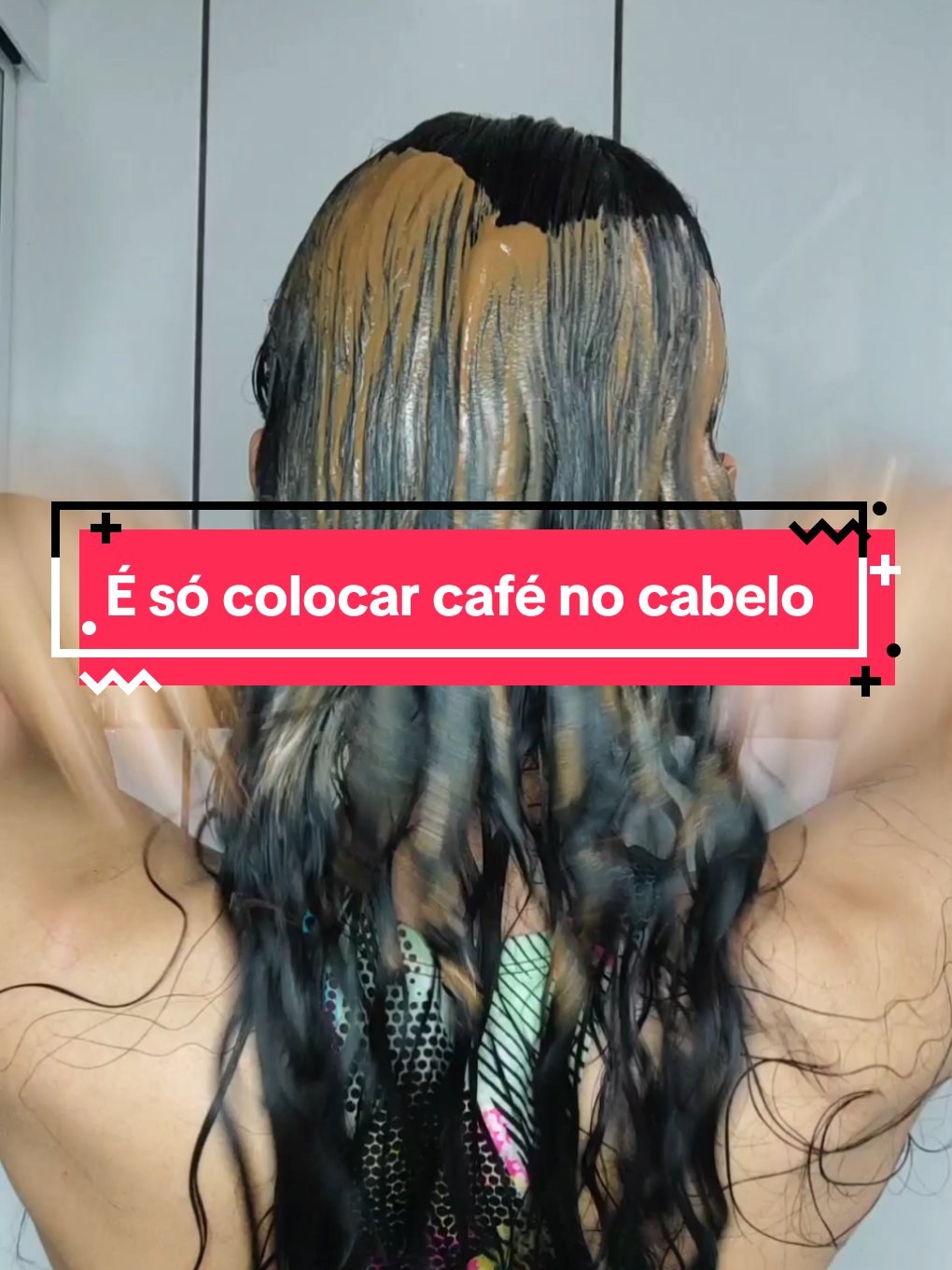 É só colocar café no cabelo ,para ele não cair nunca mais 💕