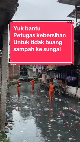 Yuk bantu petugas kebersihan dengan tidak buang sampai kesungai  Hallo teman teman kali ini aku berjalan di pinggiran jakarta,di vidio ini tidak ada maksud untuk menghina atau merendahkan siapapun, justru di vidio mengajak kepada kalian semua untuk selalu bersyukur dengan apa yang kita miliki,terutama memperlihatkan kepada kalian yang tinggal di kampung, jangan minder jika kalian hidup di desa,karna hidup di kota pun tidak seindah yang kalian bayangkan #fyp #fypage #fypシ゚ #jakarta #jakartakeras #jakartaselatan #jakartabarat #jakartautara #jakartapusat #tanahabang #jakartatimur #jakartacity #jakartafair #jakartavseverybody #dkijakarta #gbksenayan #gelorabungkarno #indonesia🇮🇩 #indonesia #penjaringan #muarabarujakarta #pik2 #jakartatenggelam2030 #banjirrob #tangguljebol #tanggulmuarabaru #mancingmania #kapal #perahu #pantaijakarta #pulauseribu #pluitjakarta #selatsunda #pantaiindonesia #dkijakarta #muaraangke #tanjungpriok #banjir #basarnas #jakartabanjir #gubernurdkijakarta #wargajakarta #viewjakarta 