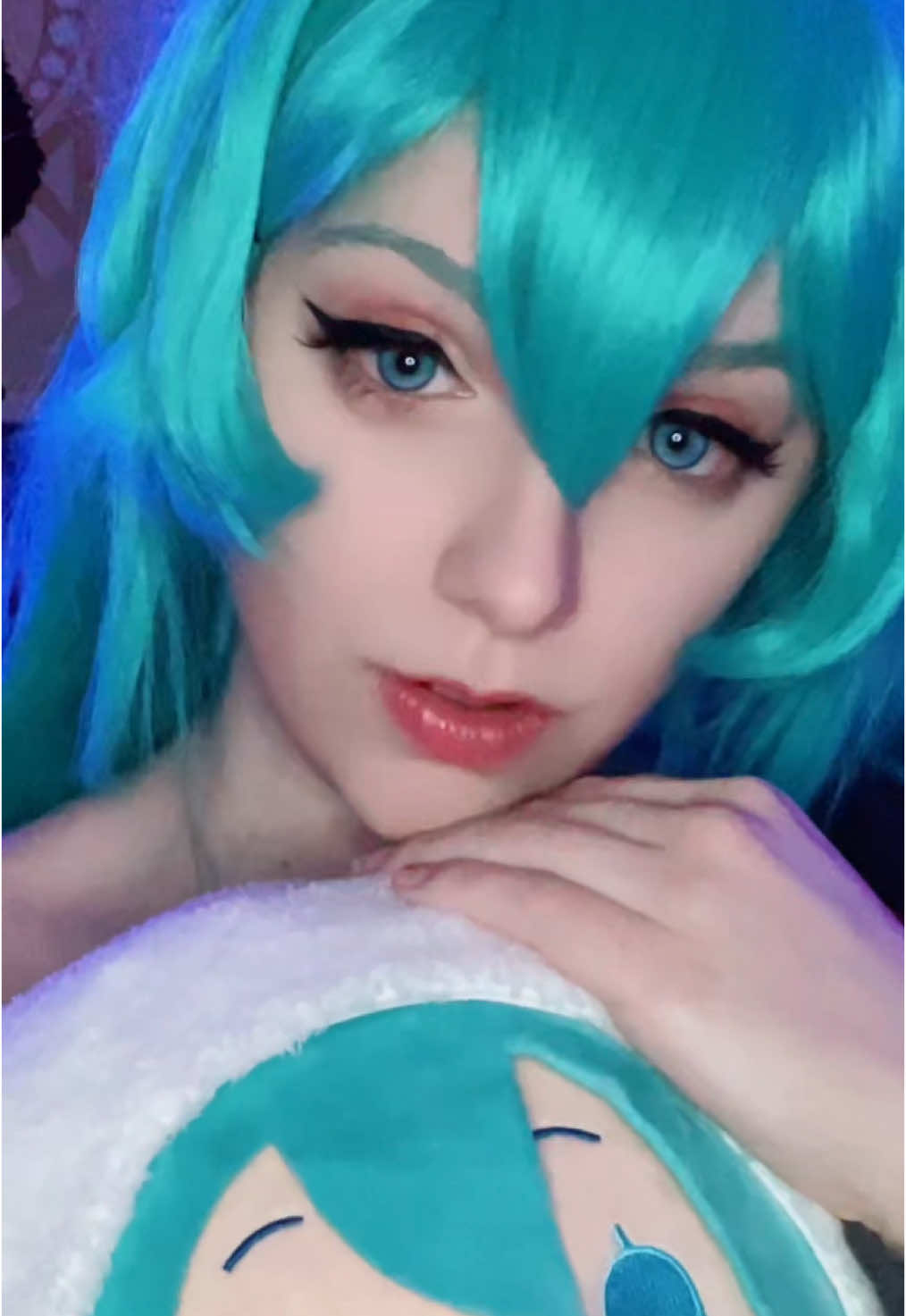 What cosplays do yall wanna see next? #hatsunemiku #hatsunemikucosplay #vocaloid #vocaloidcosplay #fortnite 