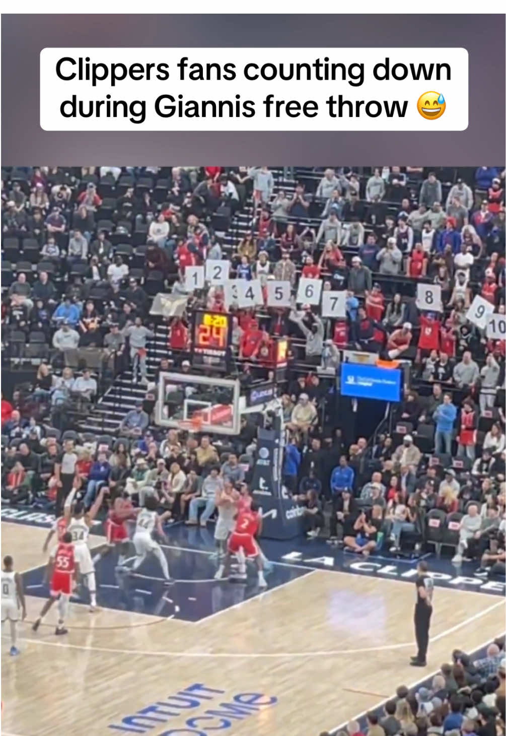 Didn’t work. 😂 (MarkG_Medina/X) #NBA #funny #bucks #fans #giannis #clippers