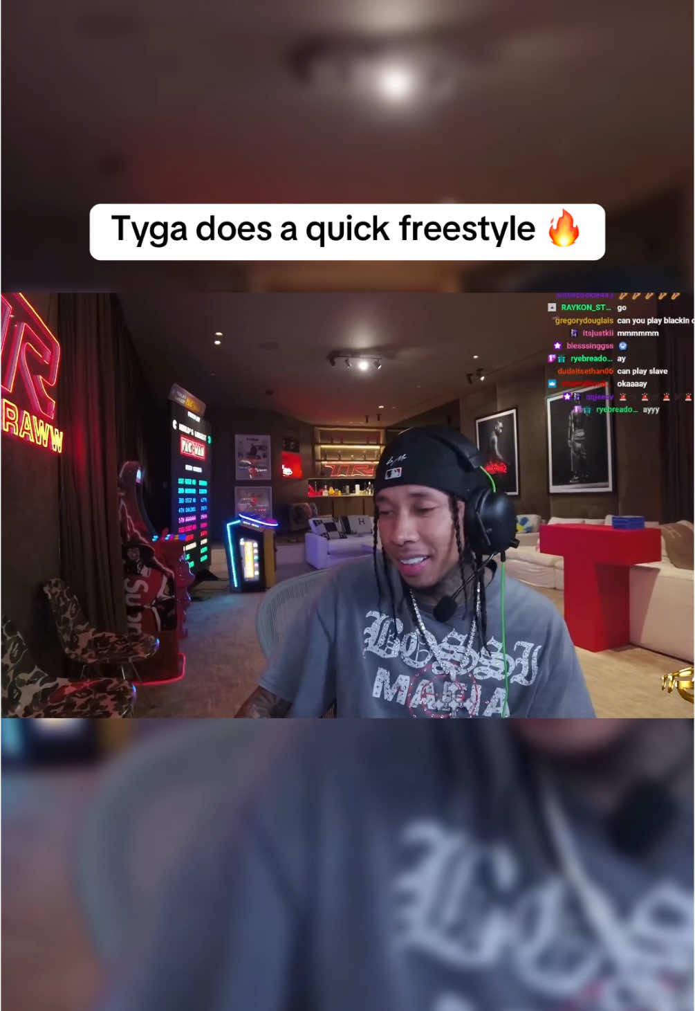 Tyga freestyles on a unreleased beat 🔥 yall think he should’ve dropped this ? 🔥 #fyp #tyga #twitch #clips #trending #rap 