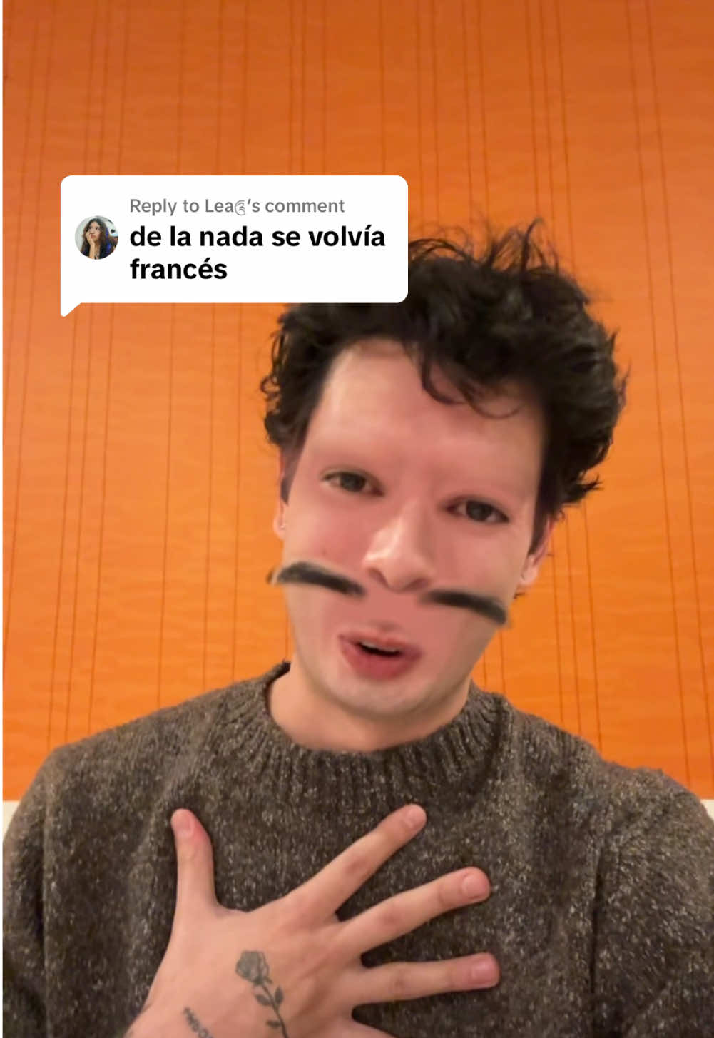 Replying to @Lea༊ Aquí tienen a “Pepi Croissant” 🥐
