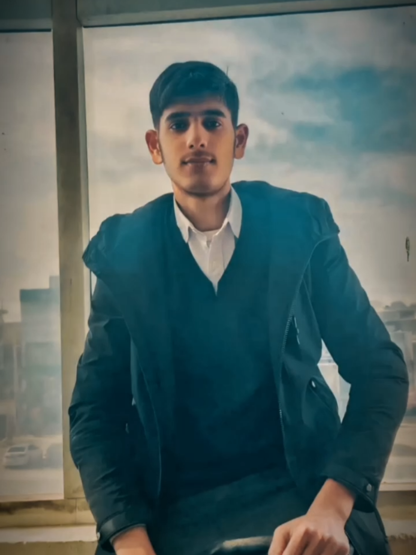 Roz teno chahndy jaanda.. 🖤👀 #fypシ゚ 🖤#viral #growmyaccount #yaari  #viraltiktok