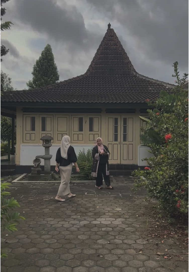 A day in my life edisi Rumah Uyut🤍 (Jogjakarta, 2025) @Najla  #yogyakarta #tanjung #desawisatatanjung #fypシ゚ 