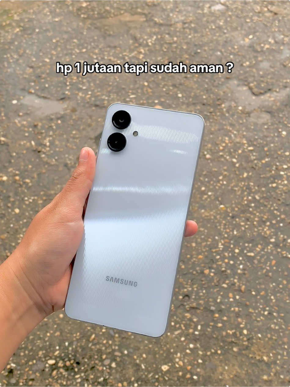 Samsung Galaxy A06 sudah memiliki fitur Samsung Knox Vault yang bisa melindungi data pribadi kalian ni der 🥰🥰 #JJCapCut #fypシ #fyp #fypシ゚viral #foryou #viral #CapCut #viralvideo #fyppppppppppppppppppppppp #galaxya06 #pastibeneranaman #galaxya06knoxvault 