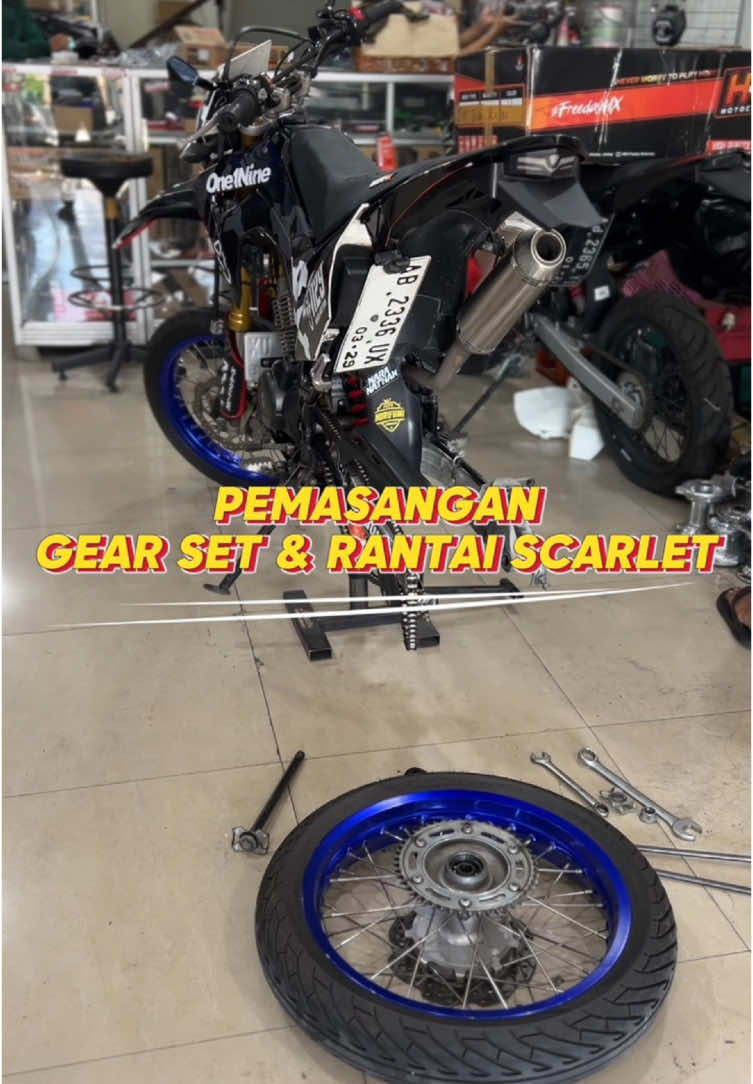 Gas bosku merapat ke gudang trail jogja🏍️💨🔥modif motormu biar jadi incaran bosku😍 #gudangtrail #gudangtrailjogja #modif #gearset #pemasangan #rantai #rantaiscarlet #scarlet #maco #fyp #foryou 