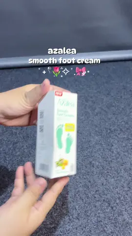 solusi buat kaki tumit pecah pecah kering dan mata kaki hitam bisa pakai ini ni💖😋 #azaleafootcream #creamtumit #creamtumitpecah #matakakihitam #matakakigelap #tumitpecahpecah   #CapCut 