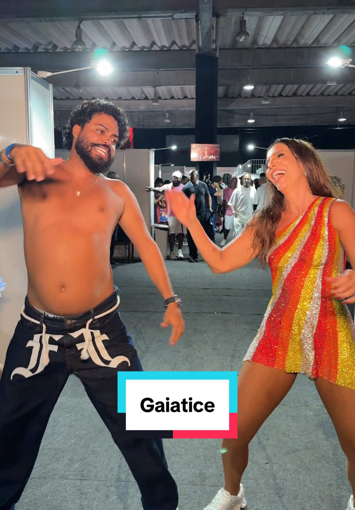 Deixe eles com a gaiatice deles 😂 @macopiteof #MusicaNova e #HitDoVerão