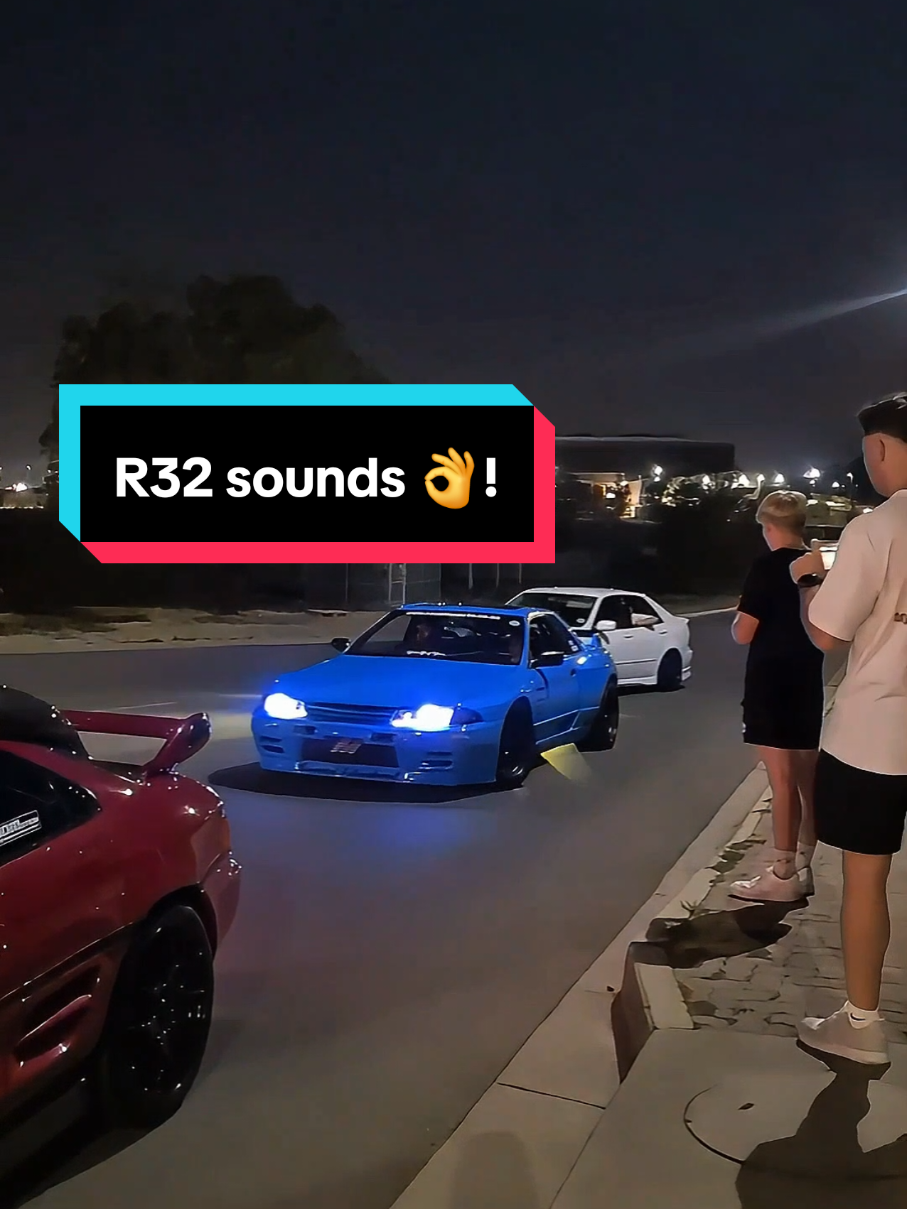 R32 sounds so damn good !! #Nissan #nissangtr #r32gtr #r32skyline #r32gtrnissanskyline #loudexhaust #loudexhaustgang #r32godzilla #godzilla #skyline #r32skylinegtr #jdmsouthafrica #SAMA28 #carsoftiktok #carmeetsa #jdmcarsoftiktok #jdmSA 