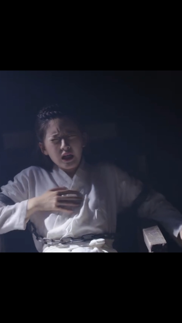 Bayangkan mereka satu project 🤣 #zhaolusi  #lusi #wanghedi #dylanwang #cdrama #actreeschina #chinesedrama #afemalearrivesattheimperialcollege #guardianofthedafeng #viral #trendingvideo #weibo #douyin #xhs #lusistudio #funnyvideos #foryoupage 