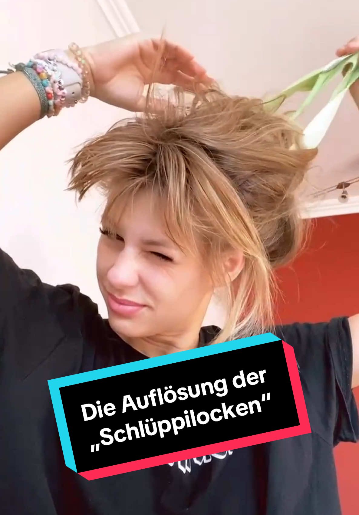 Und hier die Auflösung… #curls #locken #lockenohnehitze #curlswithoutheating #schlüppi #blond 