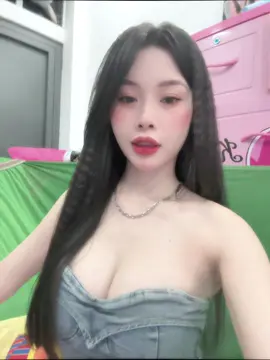 Quên nắm tay a mất rồi 🙂‍↔️🙂‍↔️