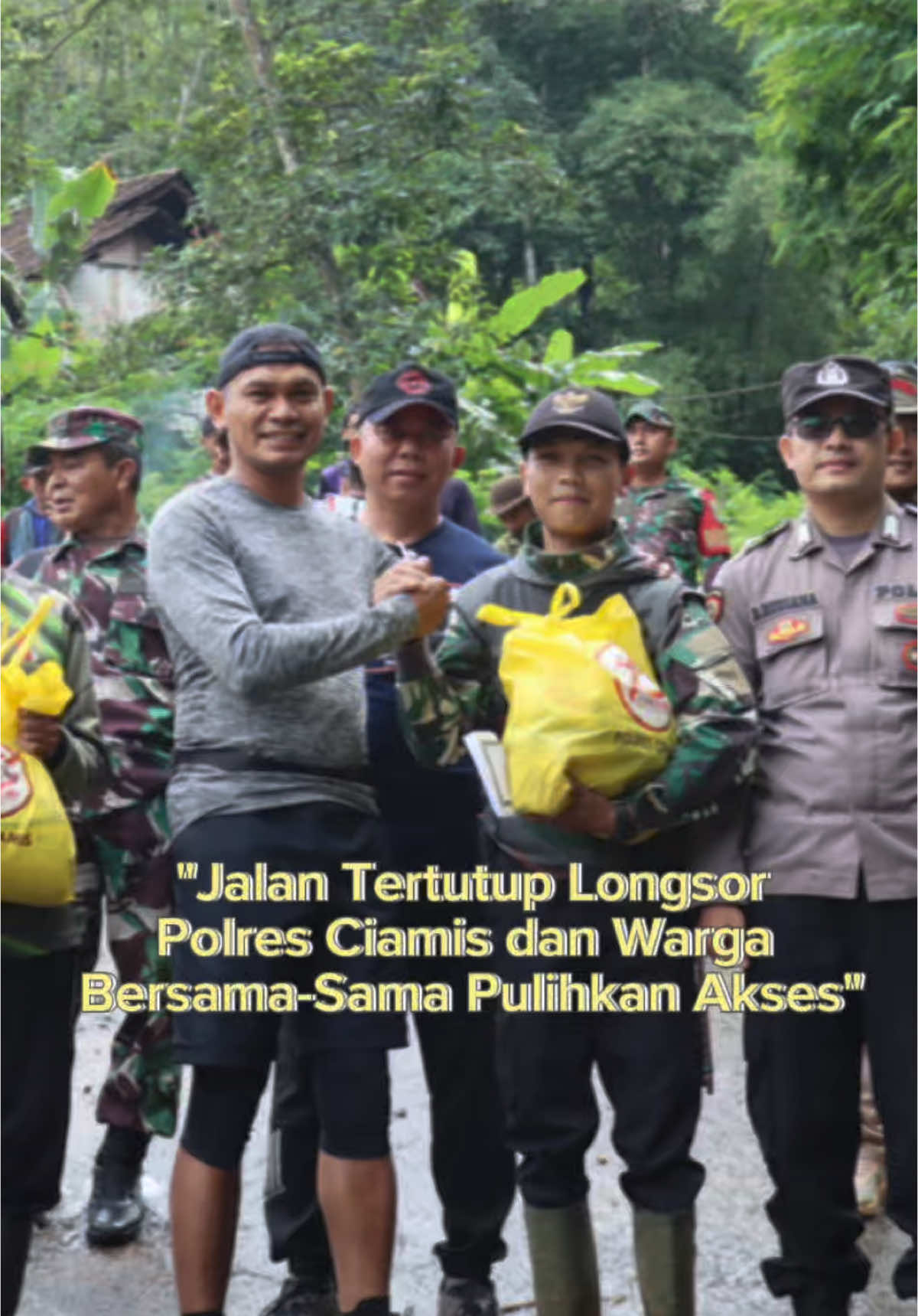 Ubur-Ubur Ikan Lele Polres Ciamis Nih lee🔥❤️ . @listyosigitprabowo @divisihumaspolri @ssdm_polri @spripim.polri @humaspoldajabar . . #poldajabar #humaspoldajabar #humaspolresciamis #ciamis #polri #presisi 