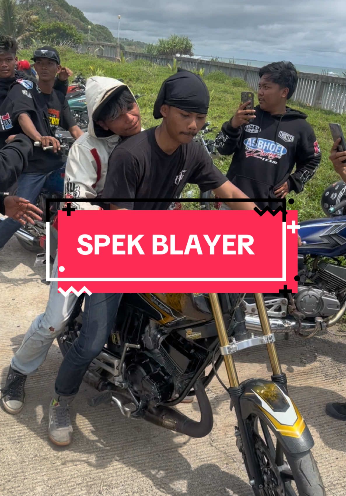 Hatur nuhun pisan tos dipasihan nyobian motorna 🙏🏼😅 @TASIK_UTARA_BLAYER @Z4LU BLAYER  #rxking #rxs #2tak #2stroke #spekblayer 