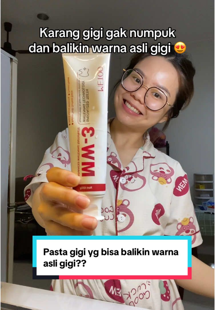 Kalau putih kayak gigi buatan yg kinclong bgt si mnurut ak ga ada ya pasta gigi yg bgitu, tp ak slalu cari yg bisa “balikin warna asli gigi” 😍 itu nomer 1 dlm list aku! Akhirnya nemu dr me too yg bisa bgini ih seneng bgt deh jd lebih pede kalau senyum 😍🤭 #pastagigi #odol #metoosmile 