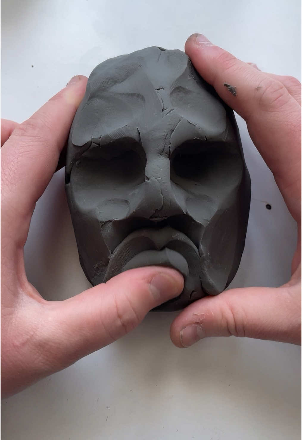 30 seconds clay face 🗿 #claysculpture #sculpting #satisfying