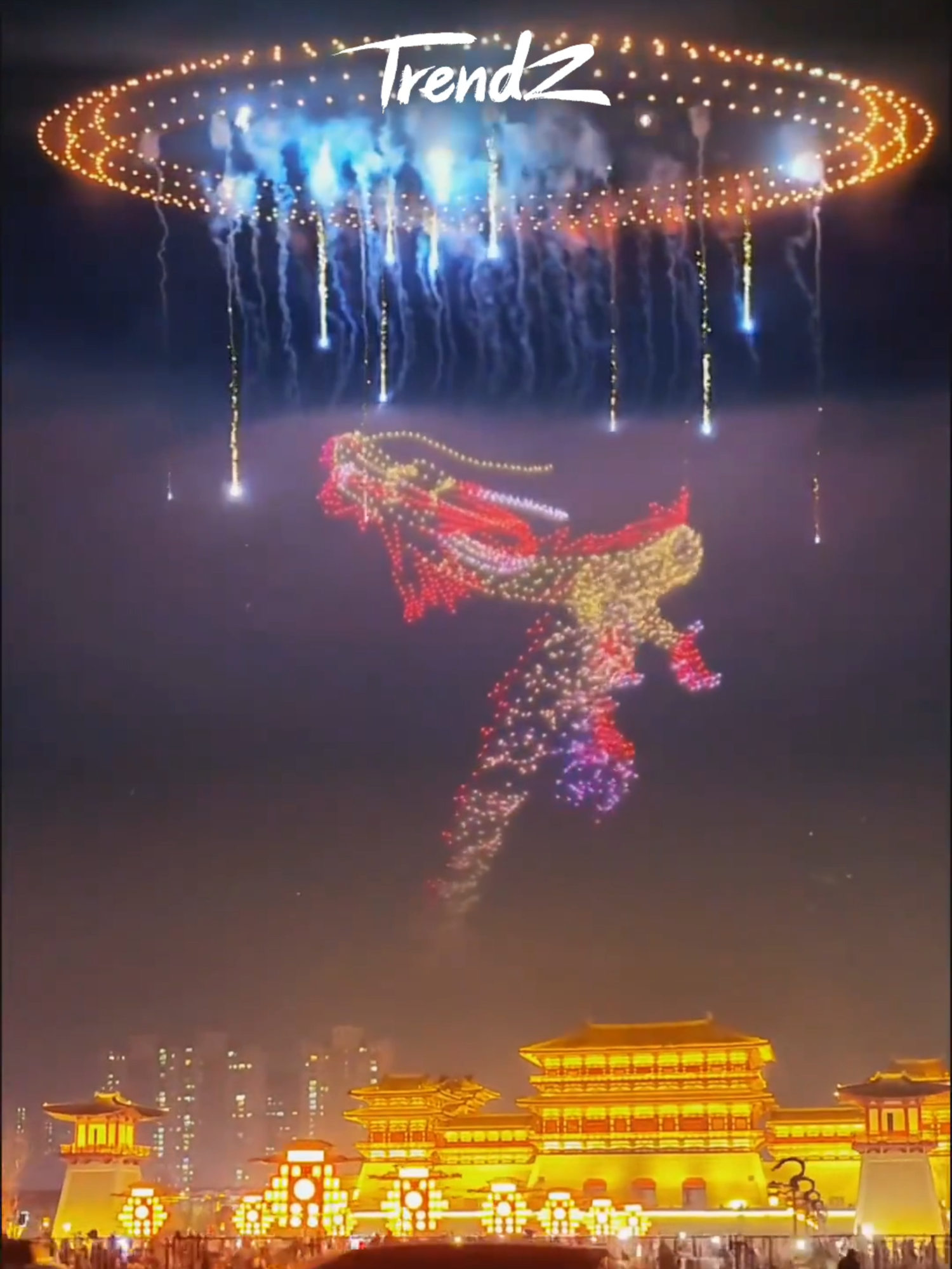 A Stunning Collaboration of Drones and Fireworks: A Chinese Dragon Soars Above the Yingtian Gate in Luoyang. #Drones #Fireworks #ChineseDragon #Luoyang #YingtianGate