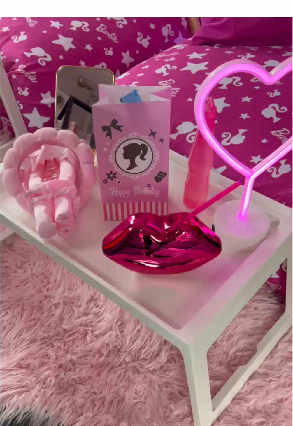 This is our amazing Barbie themed sleepover ! Full of pink and fun 🩷 If you are interested in having your own Barbie sleepover please DM our instagram 🤍 #fyp #foryoupage #foryou #partytime #sleepover #trendingvideo #pyjamaparteezzz #barbie #barbiegirl #BarbieMovie #barbiedoll #kendoll #princessandthepauper #12dancingprincesses #barbiesleepover #barbieparty #viral 