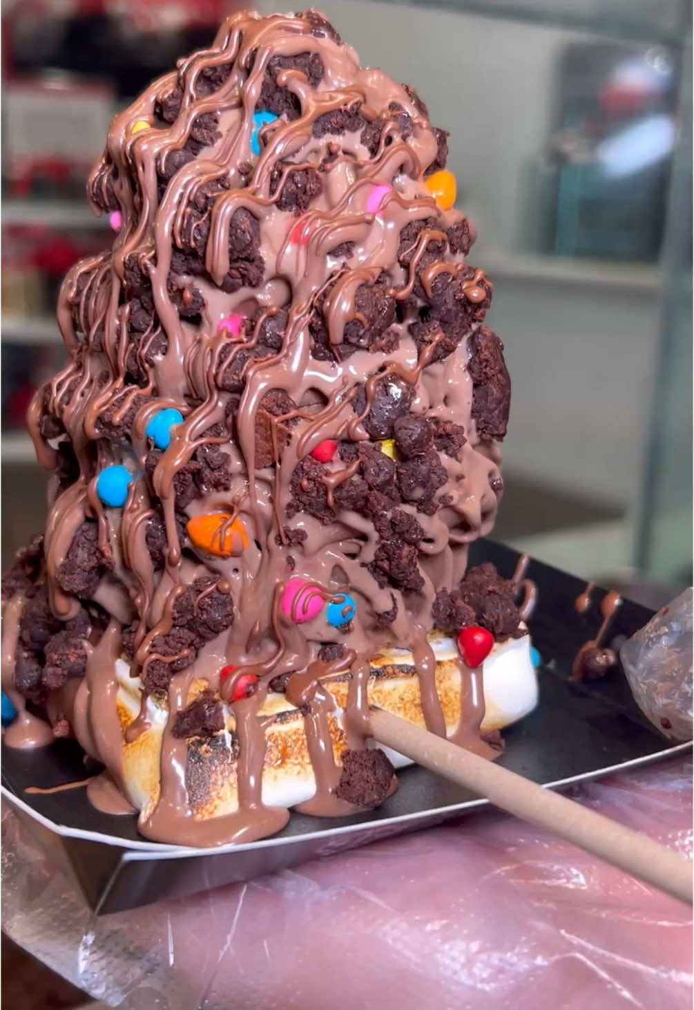 TAP IN!🏃‍♀️One more week of our limited edition January sundaes. Comment below your favorite flavor of the the month.🥰 #january #dessserttok #yummy #tampa 