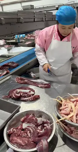 This is how healthy salami is made