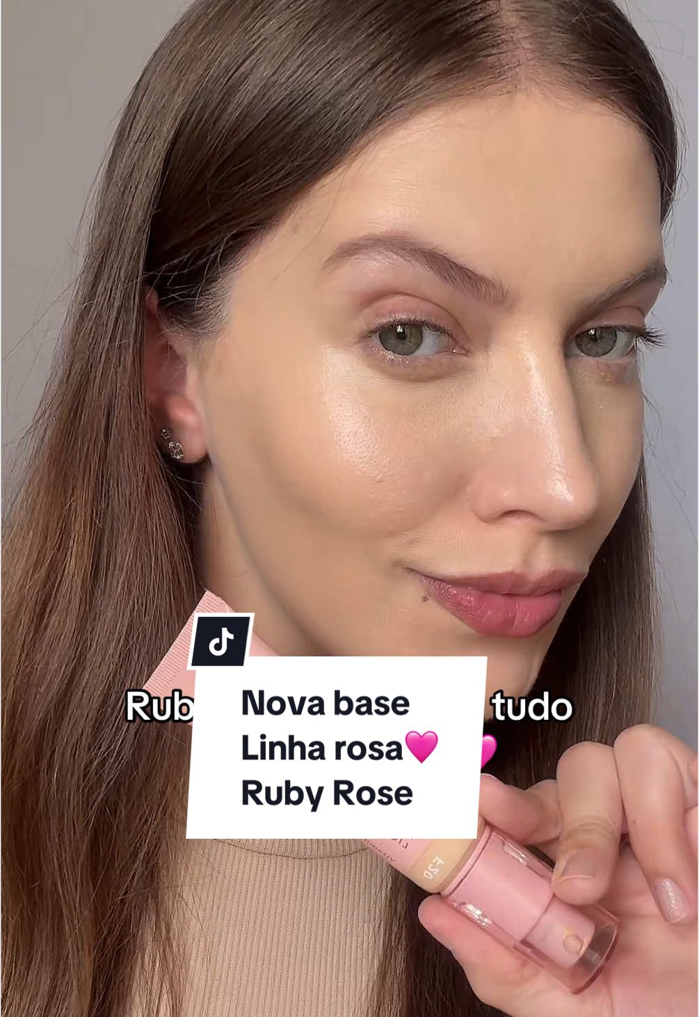 Iconic!💕Base reboco e matte porém com 1 acabamento MUITO BONITO!Arrasou @Ruby Rose Base Soft Blend Ruby Rose #rubyrose #basesoftblend #softblendrubyrose #base #pele #maquiagem #make #makeup