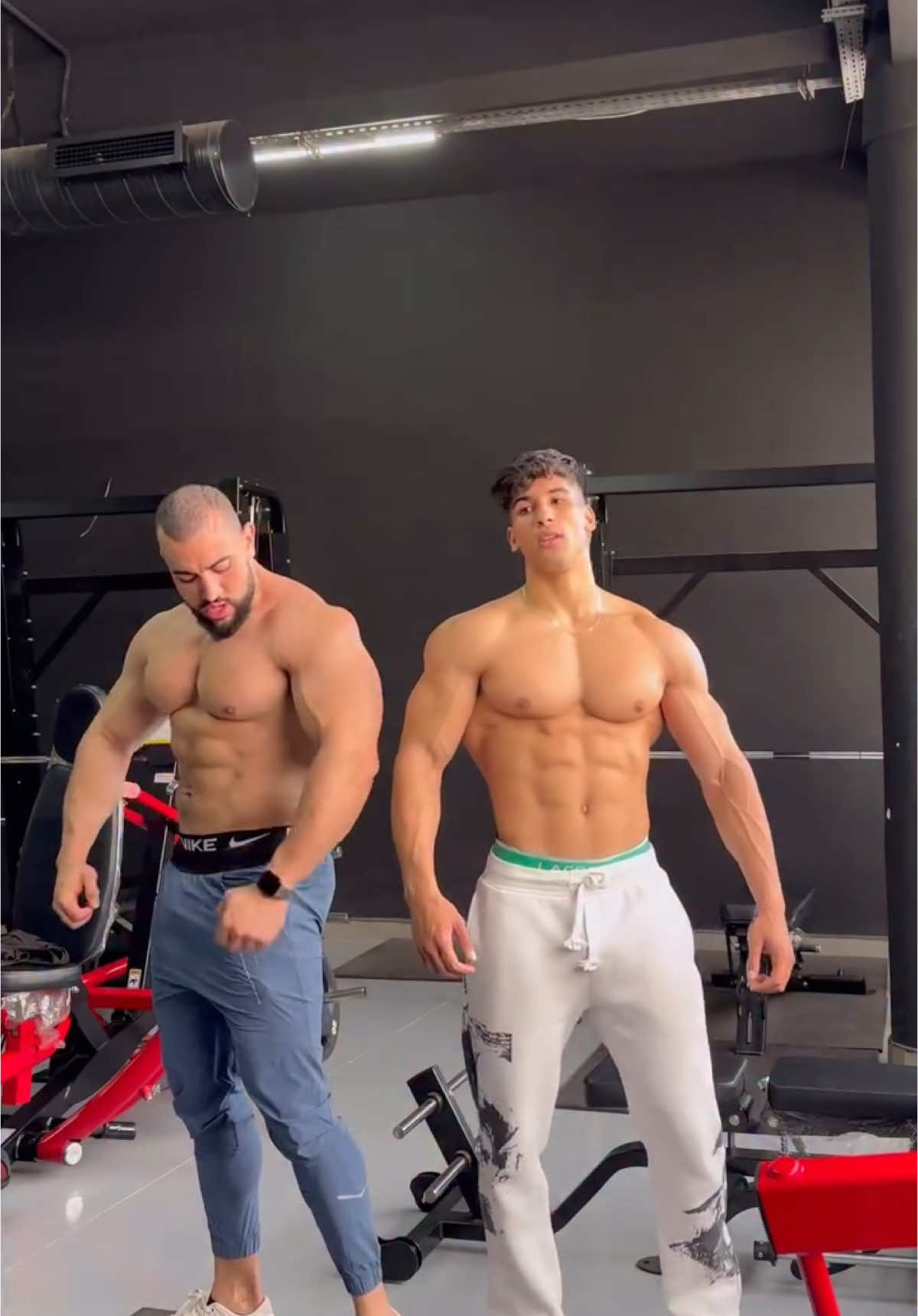 Bodybuilding Bros #muscles #bodybuilder #posing #aesthetic #biceps #handsome #chest #strength #hunks  