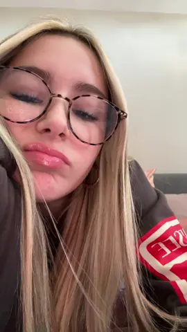 😁