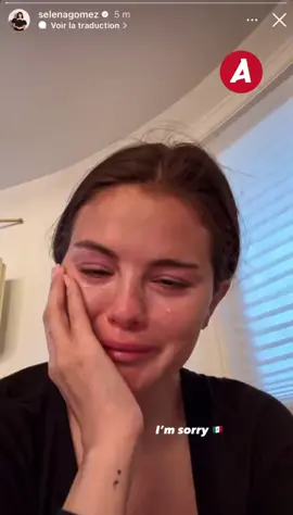 #SelenaGomez usou os stories do Instagram para expressar sua tristeza em relação às políticas de imigração impostas por Donald Trump. Visivelmente abalada, a atriz, neta de mexicanos, lamentou a situação e pediu desculpas. #AdoroCinema #TikTokMeFezAssistir