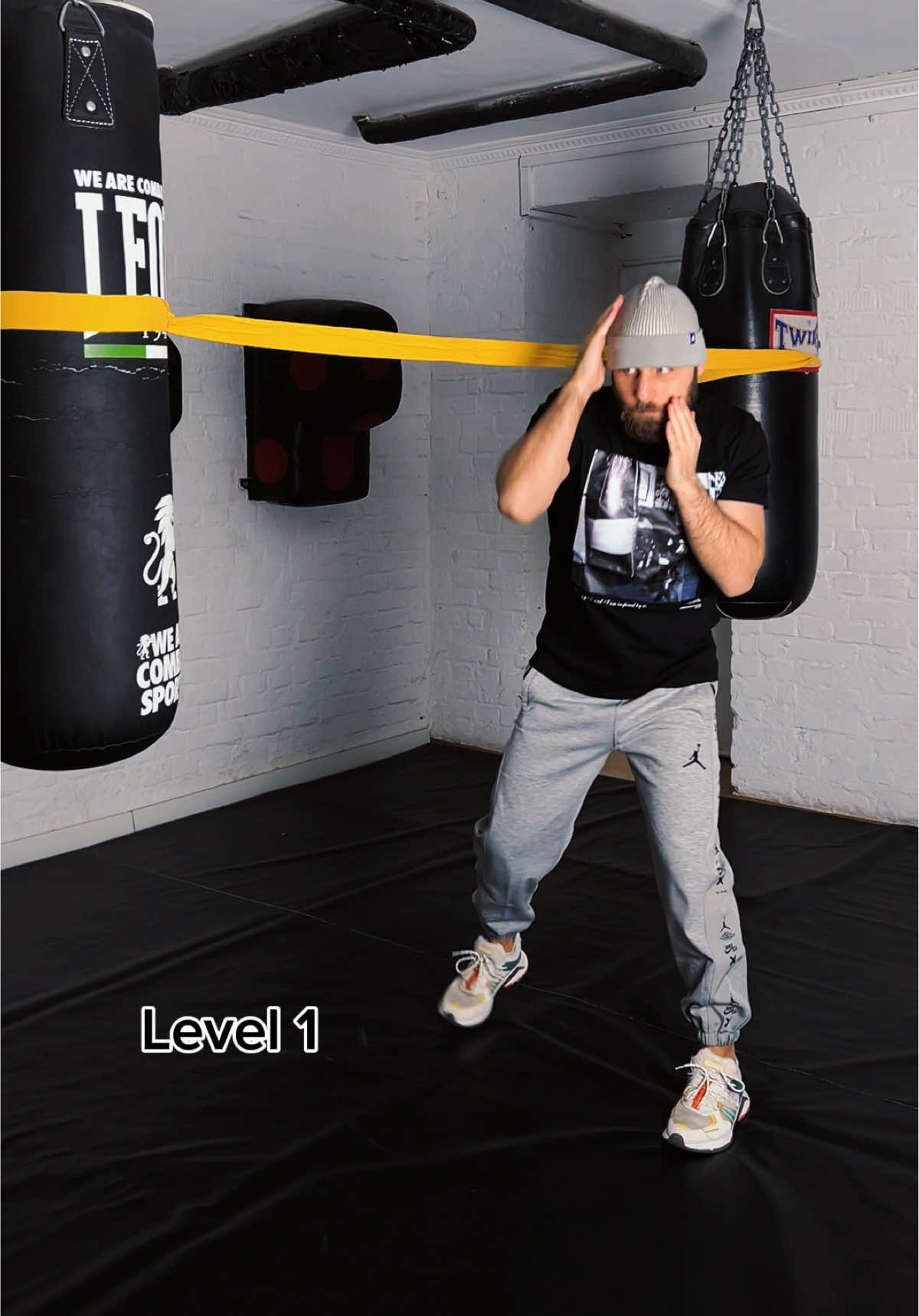 Boxing training ✔️🥊 #boxing #boxingtraining #boxingday #boxingtips #boxingcoach #boxingtrainer #boxingworkout #boxingskills #boxingdrills #boxingtechnique #boxeo #boxingteaching #shadowboxing #shadowbox #boxingtechniques #box #boxe #boxingday #recommendations #fyp 
