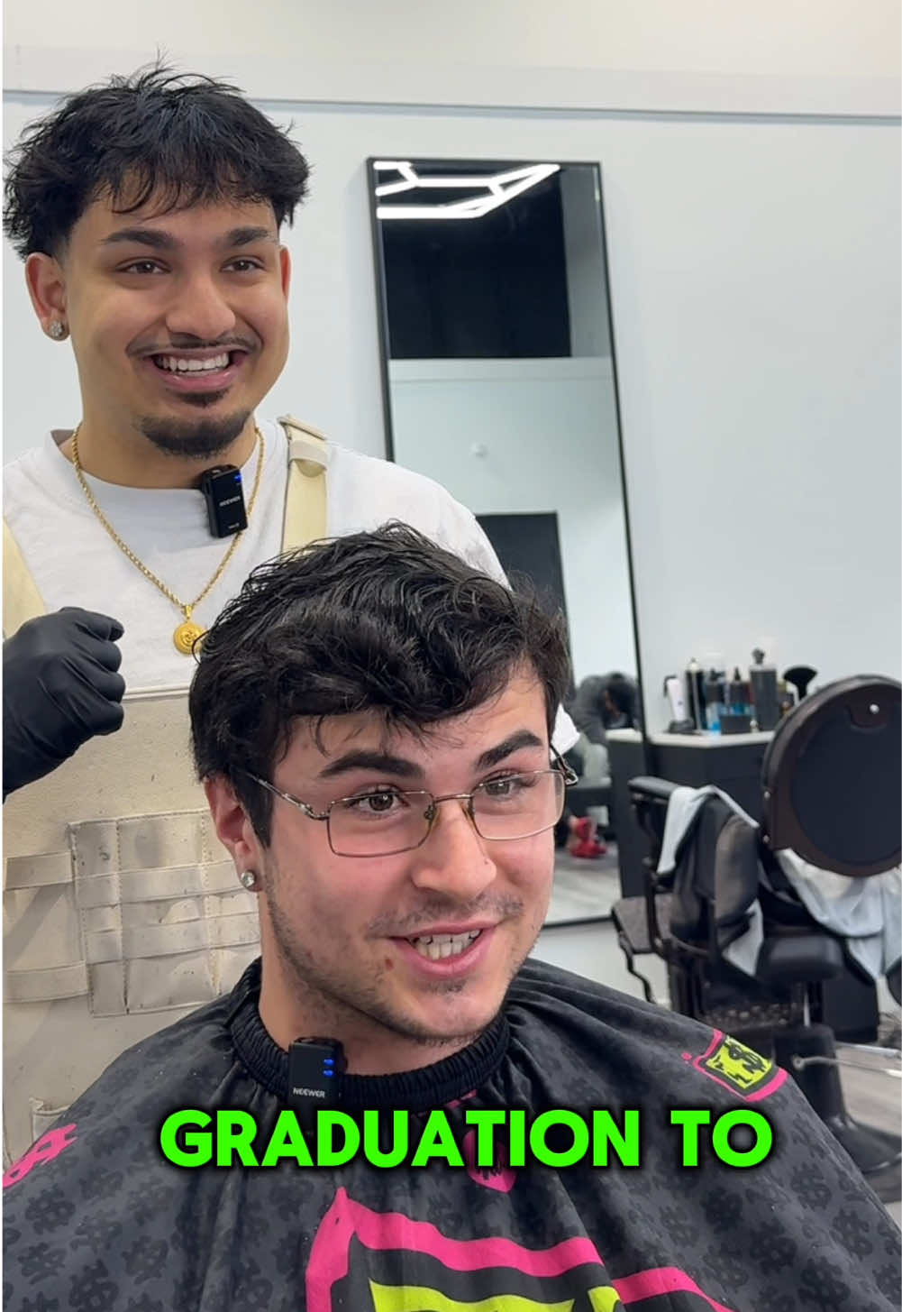 His barber got deported😳 To book your appointment simply click the link in my bio #haircut #taperfade #toronto #barber #transformation #GlowUp #latino #texture #brampton 