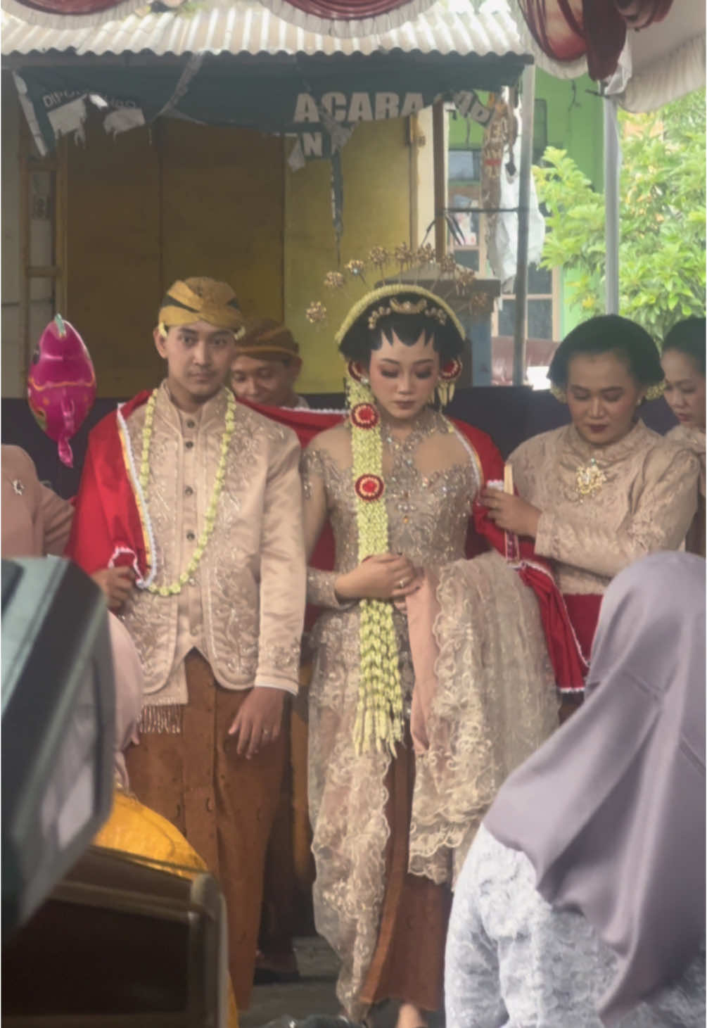 Ubur-ubur Ikan lele #fyp #fyppppppppppppppppppppppp #pengantin #campursari #kenzoaudio @Br Music12 @ririinoliviaa_ @danis pratama record 