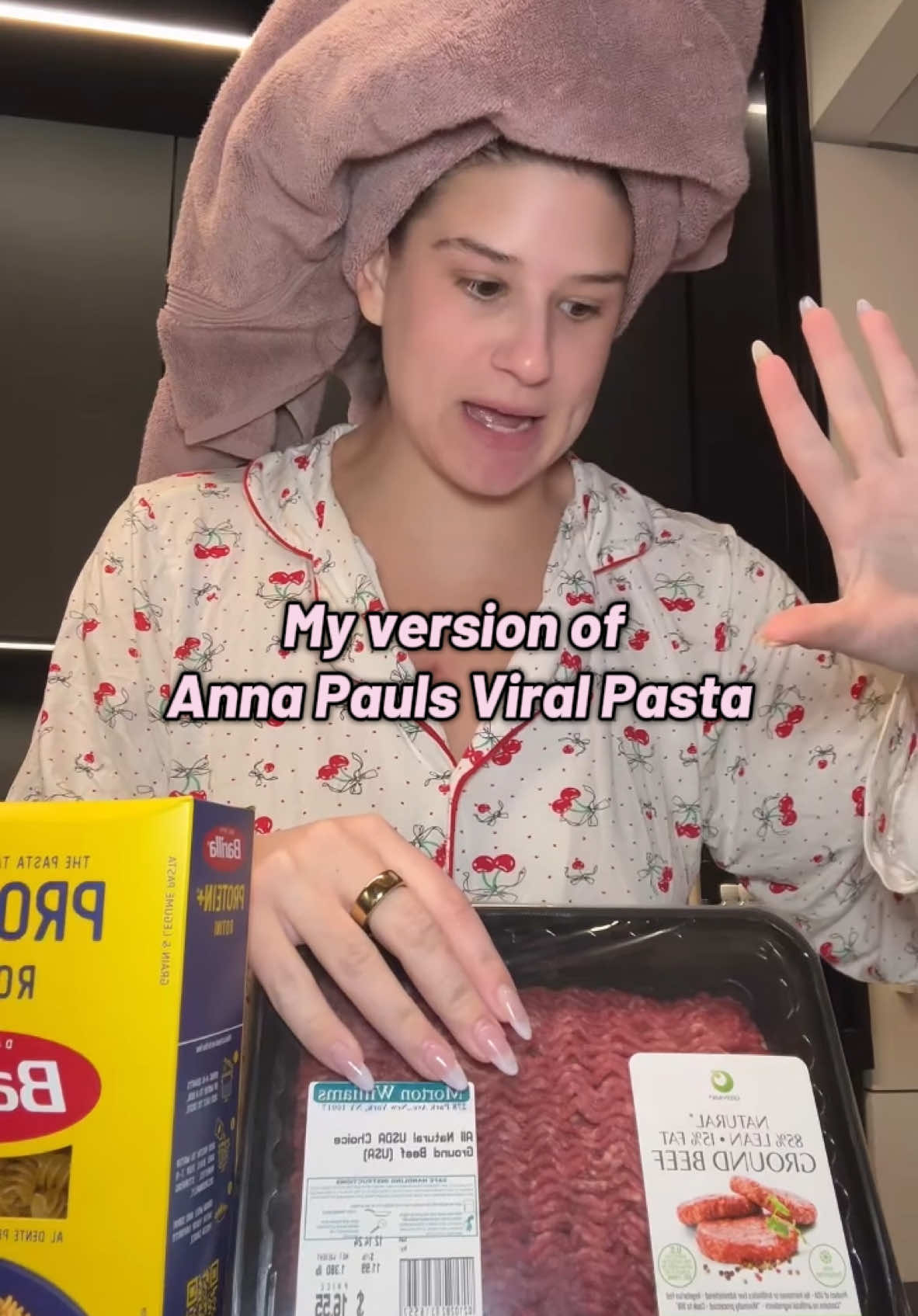 @Anna Paul viral pasta slays 