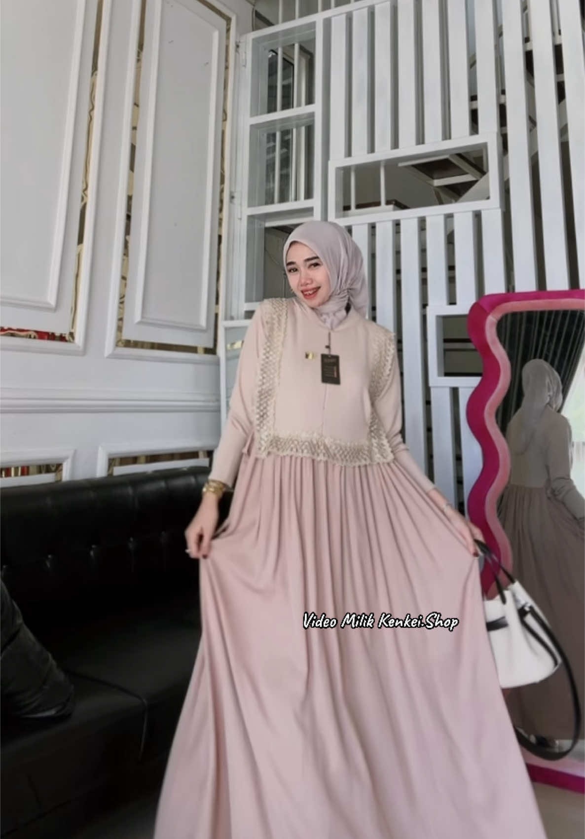 Beige 🤍🤍🤍🤍 #gamiskekinian #gamislebaran #ootdhijabstyle 