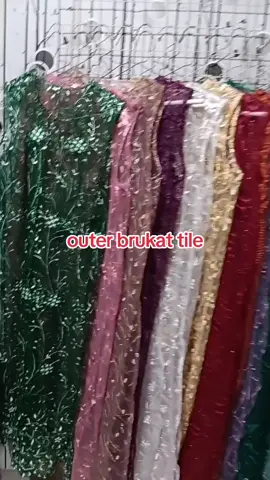 gercep in kakak, buat lebaran ok bamget lho..#outertanpalengan #kardigancantik #outerbrukat #outermurah #outerjumbo #gamislebaran #outfitlebatran 