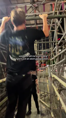 the guys who were working there said it was stable and they were doing the same btw #bigkids #adultplayground #fyp #friends #viral #students #uni #fomo 